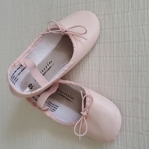 ⛄️Size 10 sweet ballerina slippers